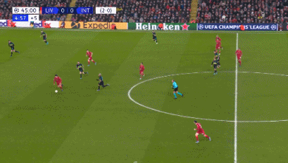 老詹26+10东契奇24分&6犯 字母21分雄鹿送湖人两连败